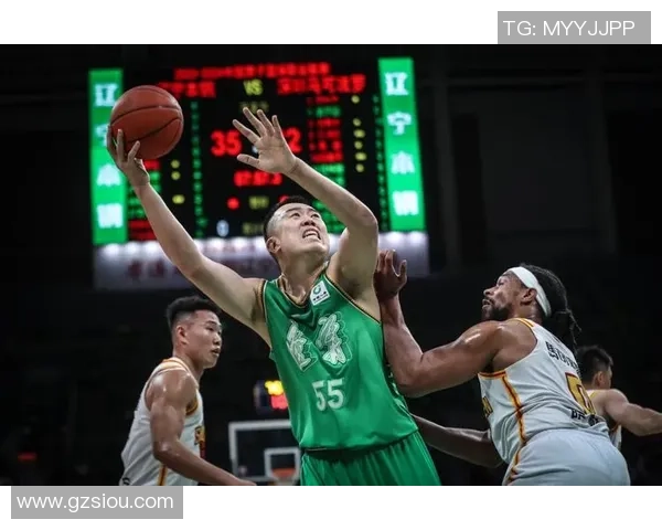 CBA第37轮辽宁对深圳精彩比赛录像回放及赛后分析分享