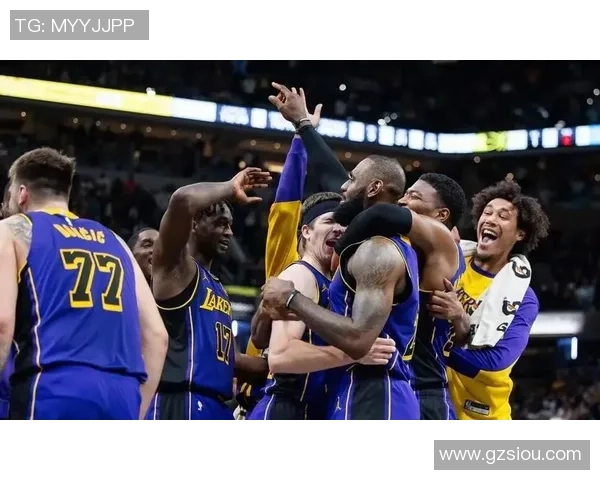 湖人火箭第二场激战回顾球星表现与战术解析全面解读